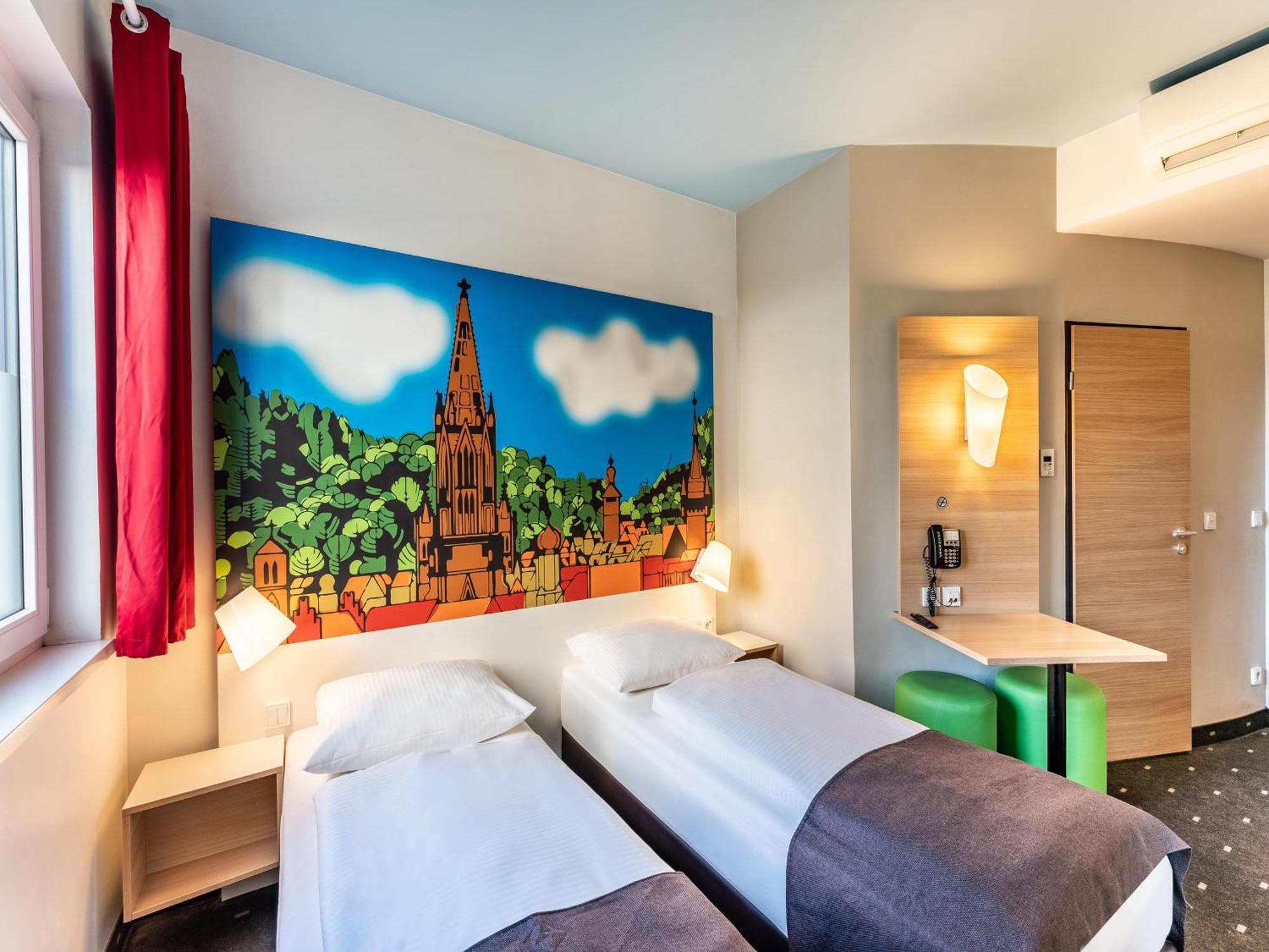 B&B Hotel Freiburg-Sued Exterior foto